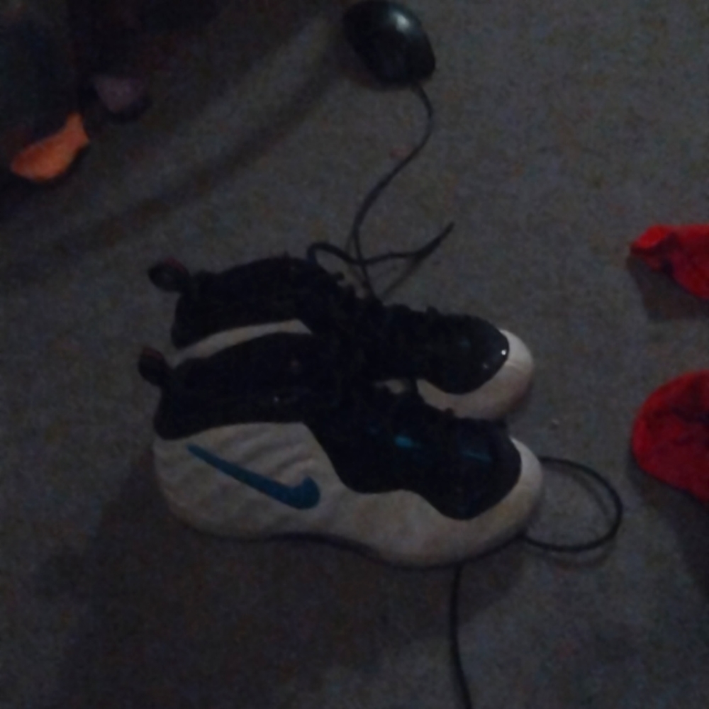 Size 3.5 kids jordans